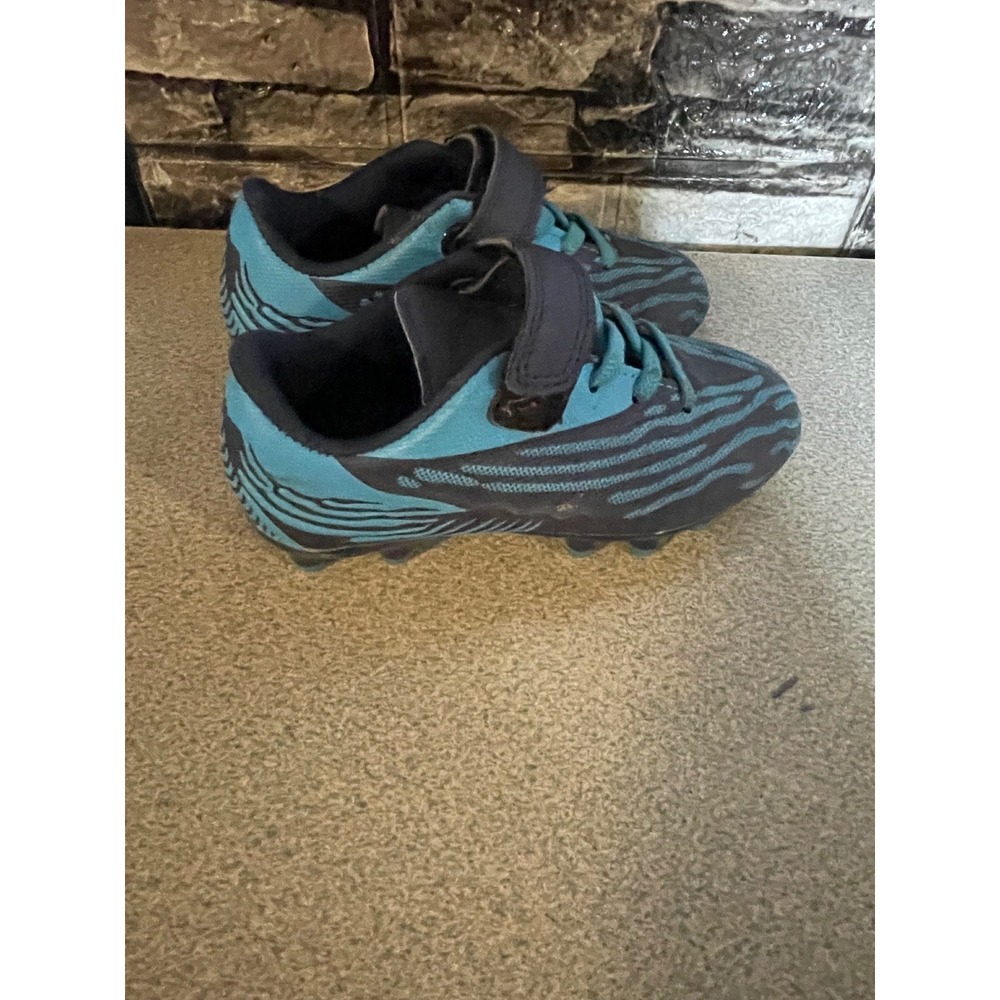 Deja Tu Huella‎ Kids Blue Black Soccer Cleats Athletic Shoes Size 9 Toddler